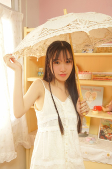 走光美女